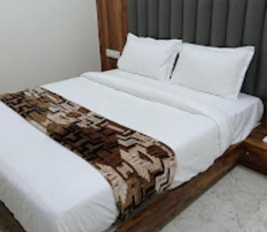 Prantij House | hotel mg inn