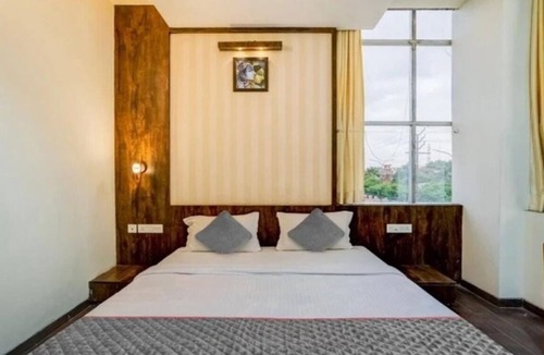 Kalyanpur Hotel | Hotel MNG The Platinum
