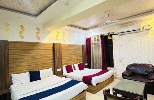 Sector 42 Hotel | Hotel Modern Palace
