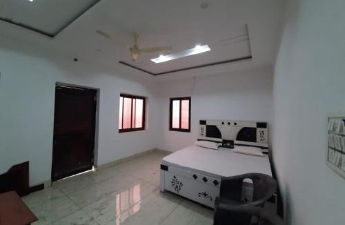 Pushkar Hotel | HOTEL MOON LAKE
