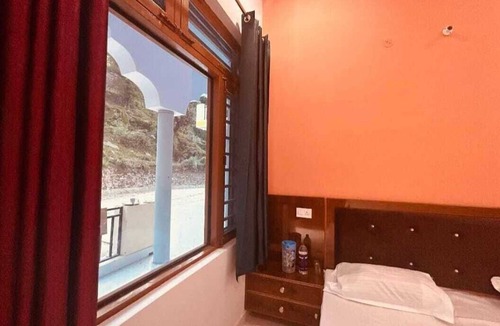 Sitapur Hotel | Hotel Moon Rise