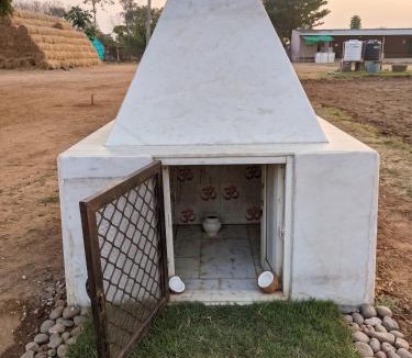 Sirsilla House | Hotel Moturi Farmstay Vemulawada