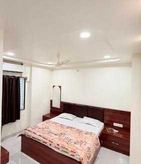 Daulatabad Hotel | Hotel Naitik inn