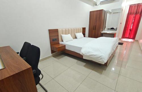 Haldwani Hotel | Hotel Nandaashish