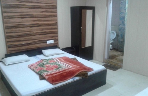 Mallital Hotel | Hotel Neelam Raj