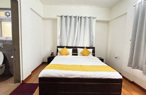 Clover Park Hotel | Hotel Nestoria Corporate Services Aparts
