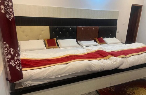 Sitapur Hotel | Hotel New Priya Sersi