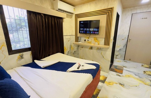 Andheri West Hotel | Hotel Newyork by Stayzy Rooms