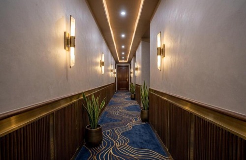 DLF Phase 3 House | Hotel Nexus Cyber Hub Near Rapid Metro & Ambience Mall