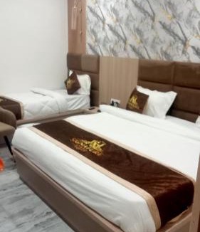 Mahmoorganj Hotel | Hotel Nikki stay