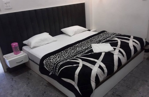 Pilibhit Hotel | Hotel Nirmal and Restaurant