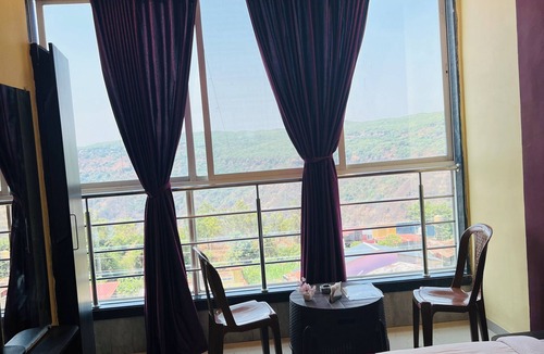 Mahabaleshwar Hotel | Hotel Nisha