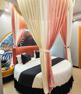 Surat Hotel | Hotel Nova Stays