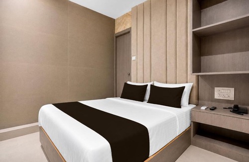 Mumbai Hotel | Hotel O Anika Residency