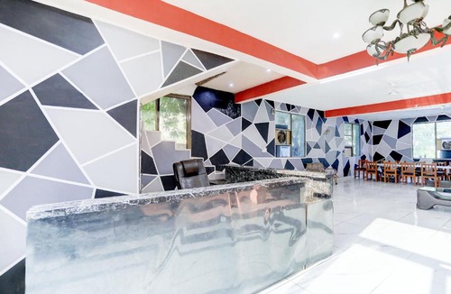 Naini Hotel | Hotel O BABA Hotel & Restaurant