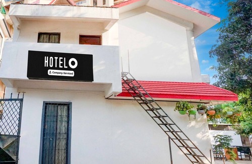 Baner House | Hotel O Baner Near Mumbai Pune Highway