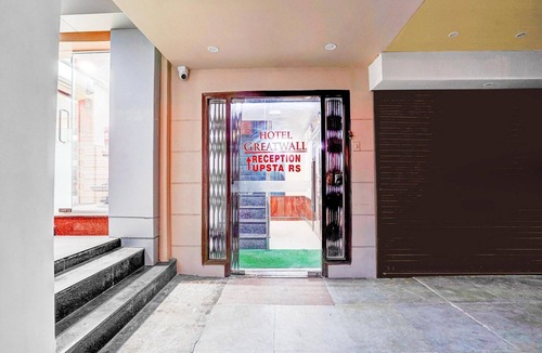 Ludhiana House | Hotel O by OYO Clock Tower Ludhiana