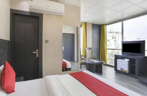 Greater Noida Hotel | Hotel O Cayman