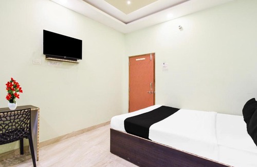 Shamshabad Hotel | Hotel O Charminar international Hotel