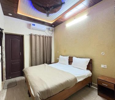 Rishikesh House | HOTEL O DEV RAJ Homestay