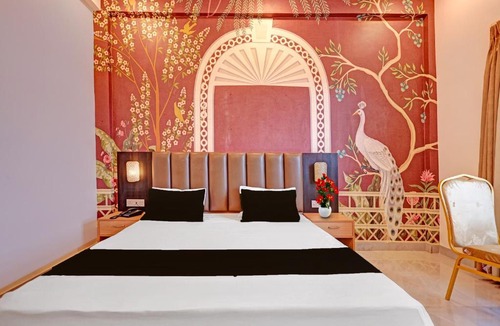 Jhansi Hotel | Hotel O Gomti Garden And Resort