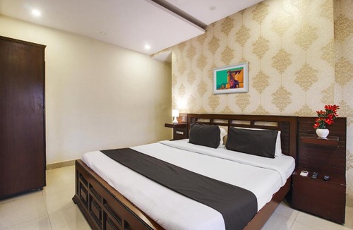 Hyderabad Hotel | Hotel O Grand Sandarshini Inn Near MGBS Bus station