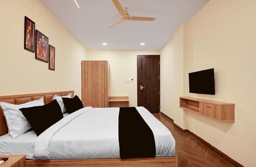 Rau Hotel | Hotel O Grand Shivay