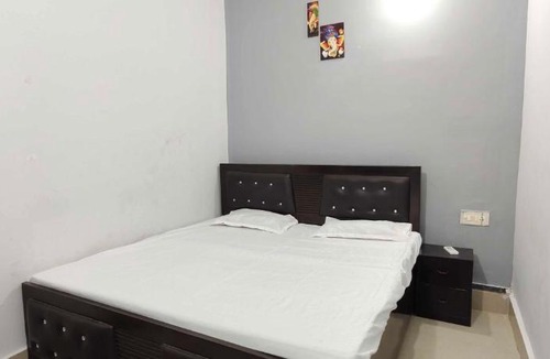 Ayodhya Apartment | Hotel O Home Mahaveer Homestay