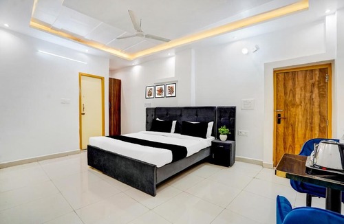 Bihar Sharif Hotel | Hotel O Jaimantri Palace
