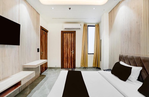 Rakabganj Hotel | Hotel O N P PALACE