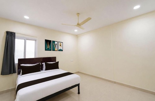 Hyderabad Hotel | HOTEL O NAYARA