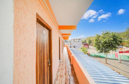 Bhopal Hotel | Hotel O queen hotel & restaurant