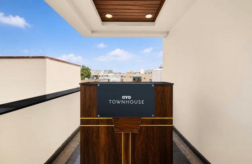 Hyderabad Hotel | Hotel O R Eleven
