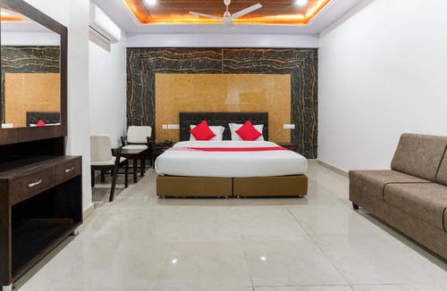 Hanmakonda Hotel | Hotel O Raghavendra Residency