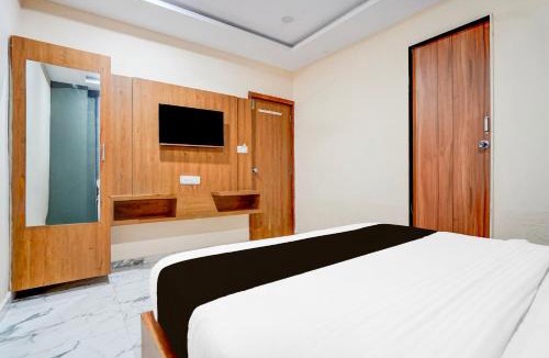 Ahmedabad Hotel | Hotel O Royal King