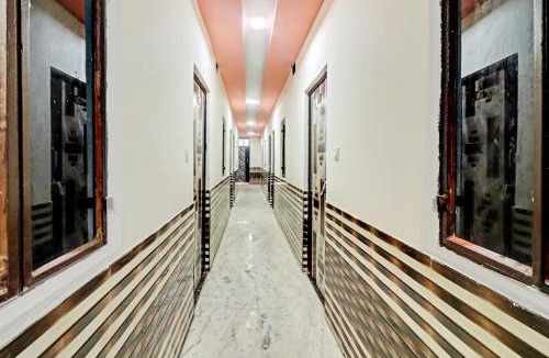 Sikandra Hotel | Hotel O S S Palace