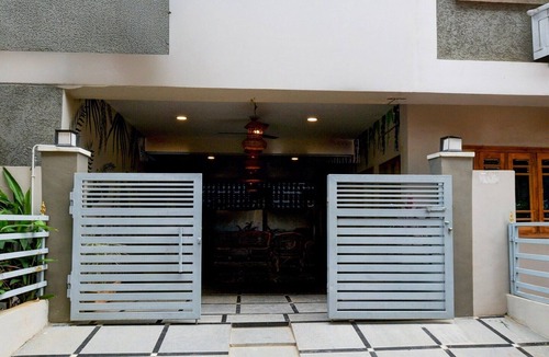 Hyderabad House | Hotel O Shamshabad Airport Complex