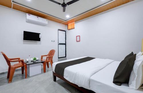 Bilaspur Hotel | Hotel O Shri Villa Guest House