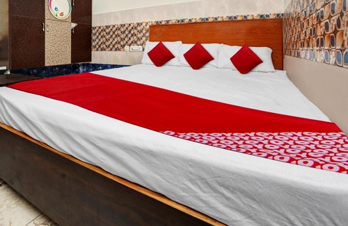 Vijayawada Hotel | Hotel O Sri Mahalakshmi Lodge