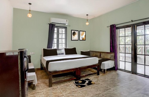 Gauravaddo Hotel | Hotel O Stay At COELHO'S