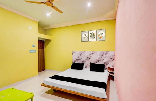 Anandapur Hotel | Hotel O Suny Europe Lodging and Fooding