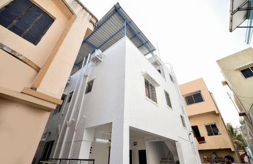 Akurdi Hotel | HOTEL O THE G STAY