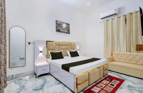 Bharthana Hotel | Hotel O The Golden Nacre Palace