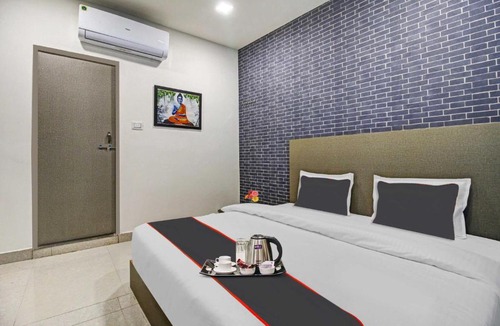 Kolar Road Hotel | Hotel O The Whistler