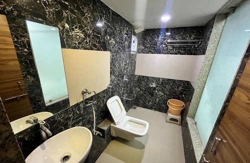 Ahmedabad Hotel | Hotel Om Balaji