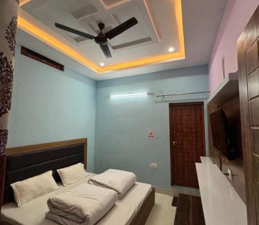 Ukhimath Hotel | Hotel Om Palace