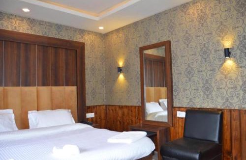 Laripora Hotel | Hotel Outlook - Pahalgam