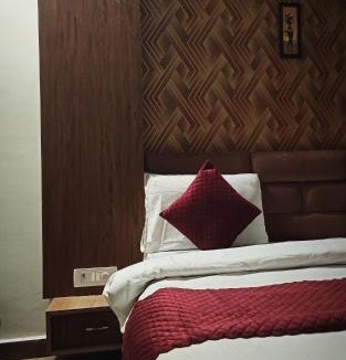 Datia Hotel | Hotel Padma Residency