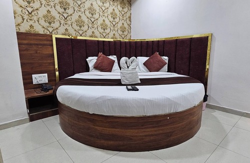 Ahmedabad Hotel | Hotel Paradise