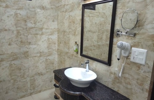 Bharatpur Hotel | Hotel Park Regency Bharatpur